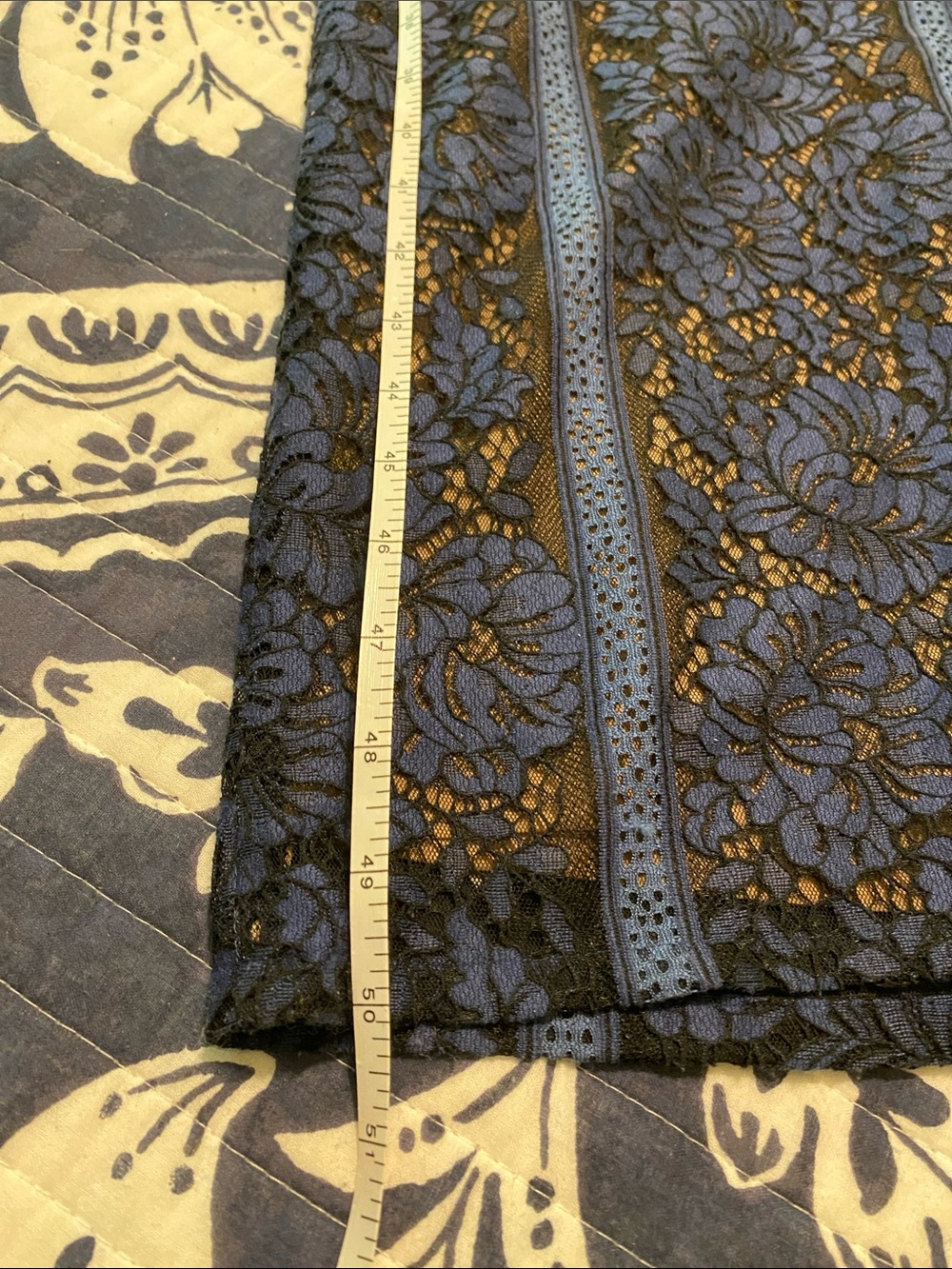 BCBGMaxAzria Navy Blue Lace Maxi Dress with Cap Sleeves - Picture 15 of 15